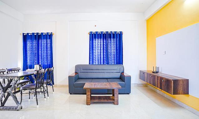 Hotel Sunroof Suites Бангалор Екстериор снимка